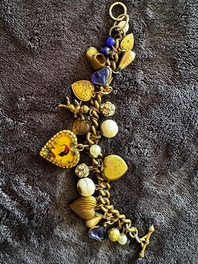 Disney Maximal Art Woman’s Vintage Bracelet
